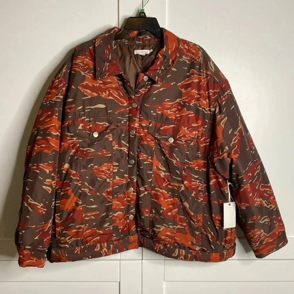 Good American Jackets & Blazers - GOOD AMERICAN Camo Trucker Jacket